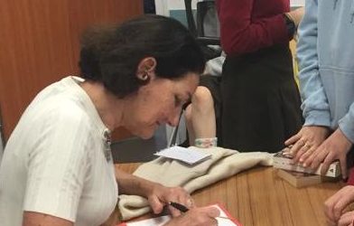 Alice Ferney rend visite aux classes de troisième