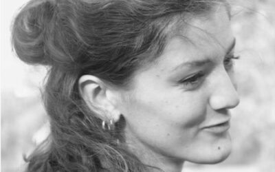 De la rigueur à la réflexion : le chemin de Jeanne